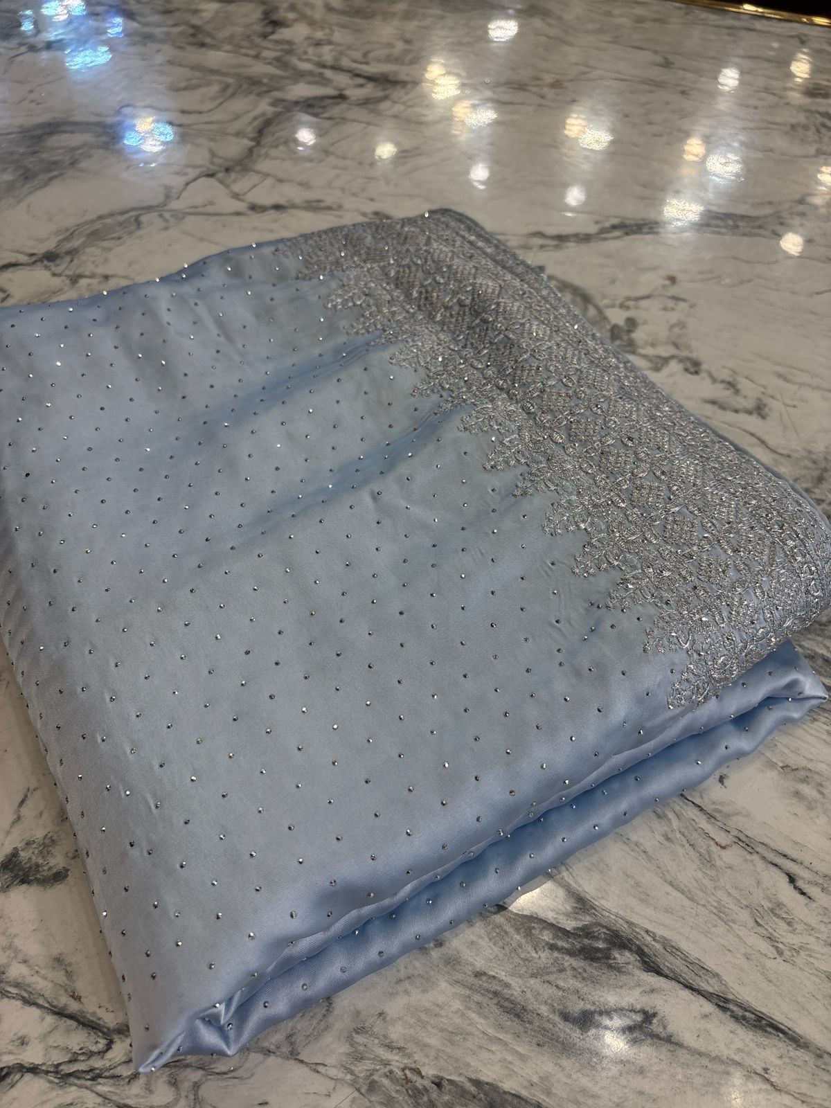 DEW DROP ELEGANCE LIGHT[UNSTITCHED]